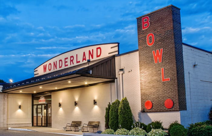 Wonderland Lanes